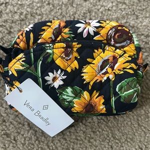 NEW Vera Bradley cosmetics bag